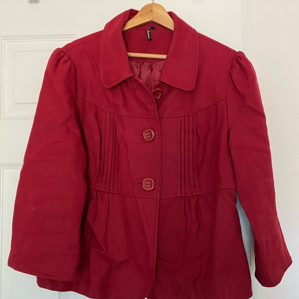 Red coat - Picture 2 of 3